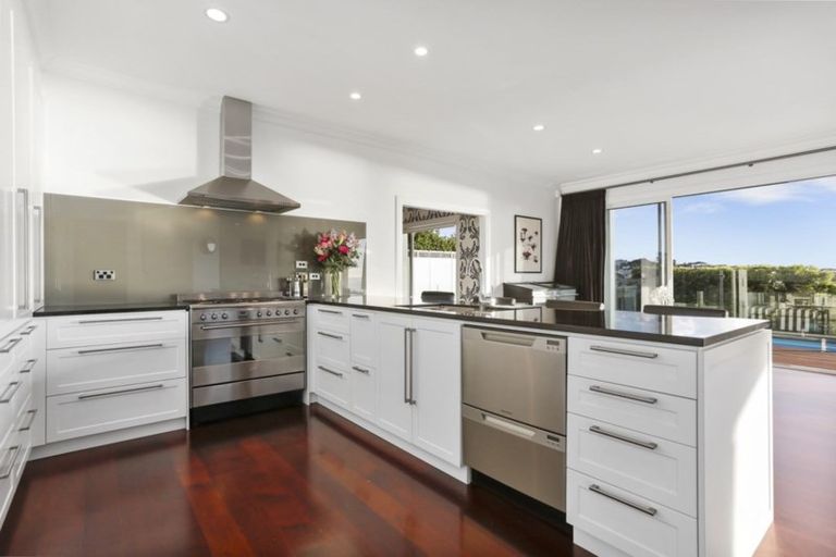 Photo of property in 49 Maire Road, Orewa, 0931