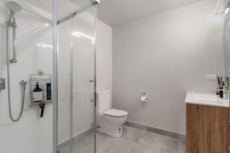 Photo of property in 28 Kearns Drive, Hobsonville, Auckland, 0616