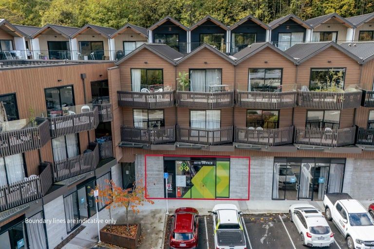 Photo of property in Alex Apartments, 36/135 Hallenstein Street, Queenstown, 9300