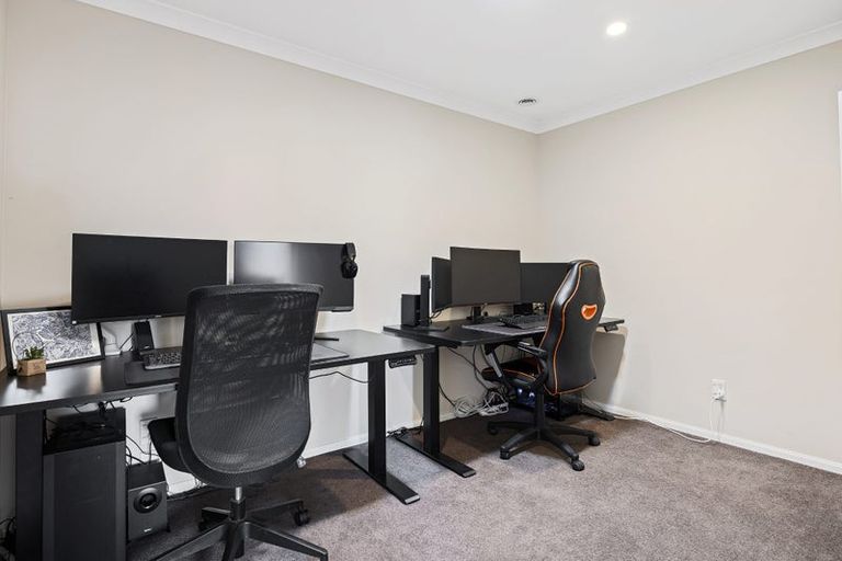 Photo of property in 100 Courtenay Drive, Kaiapoi, 7630