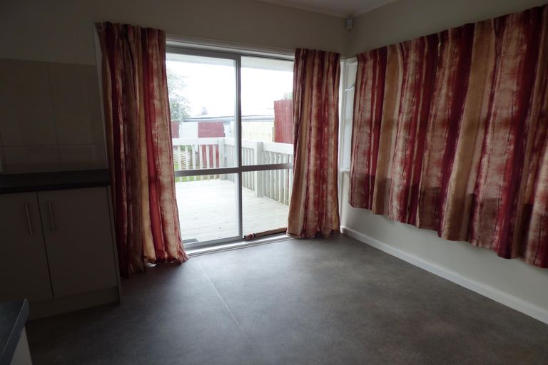 Photo of property in 16 Cornwall Road, Papatoetoe, Auckland, 2025