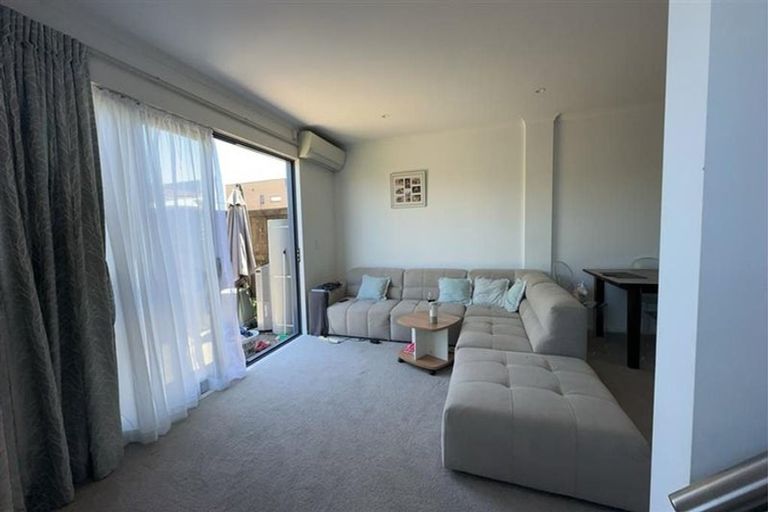 Photo of property in 16 Flounder Road, Hobsonville, Auckland, 0616