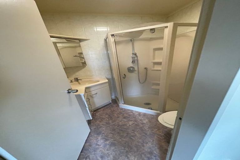 Photo of property in 146 Mark Avenue, Grenada Village, Wellington, 6037