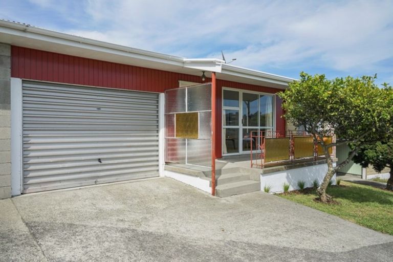 Photo of property in 169 Kawai Street South, Nelson South, Nelson, 7010