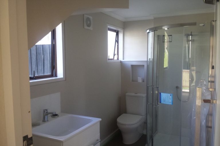 Photo of property in 1/12 Thornley Street, Titahi Bay, Porirua, 5022