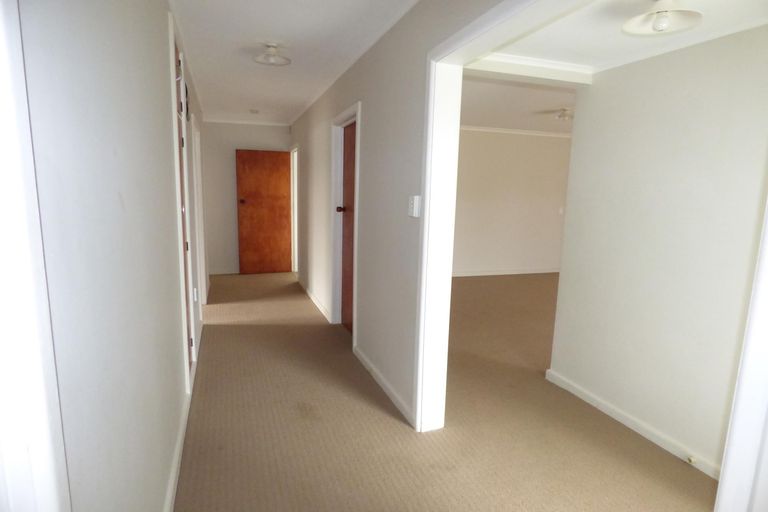 Photo of property in 16 Cornwall Road, Papatoetoe, Auckland, 2025