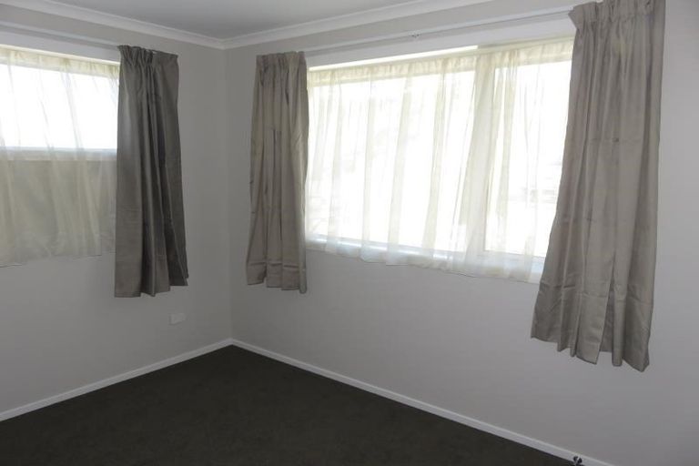 Photo of property in 102 Melksham Drive, Churton Park, Wellington, 6037