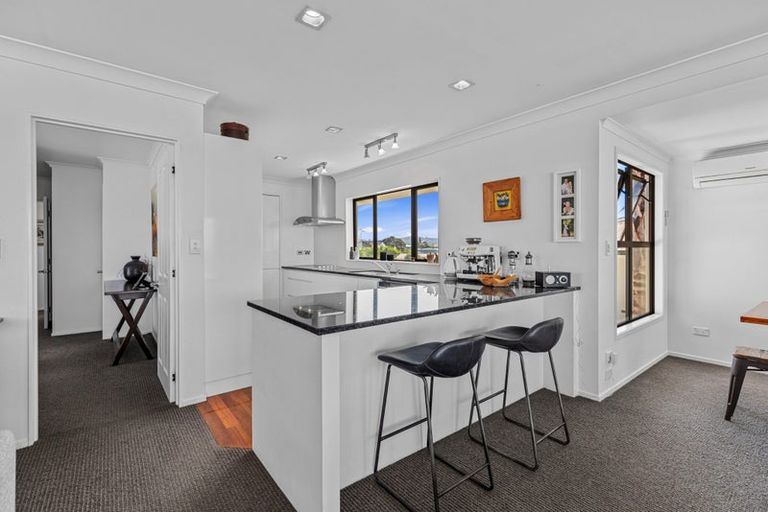 Photo of property in 820a Papamoa Beach Road, Papamoa Beach, Papamoa, 3118