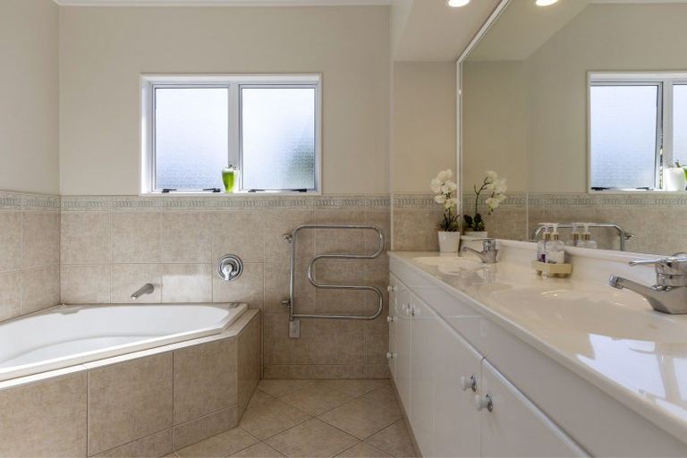 Photo of property in 164 Mapara Road, Acacia Bay, Taupo, 3385