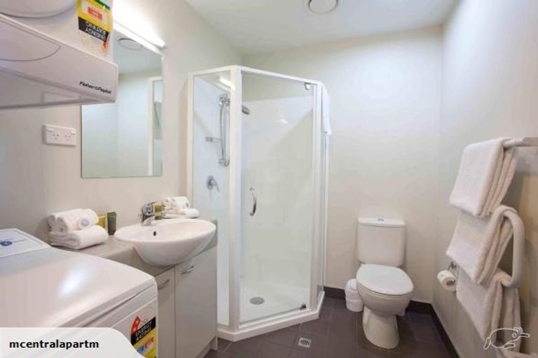 Photo of property in 1507/17 Osterley Way, Manukau, Auckland, 2104