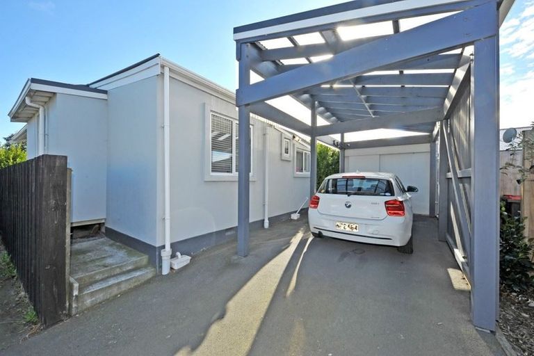 Photo of property in 74 Grafton Street, Waltham, Christchurch, 8011