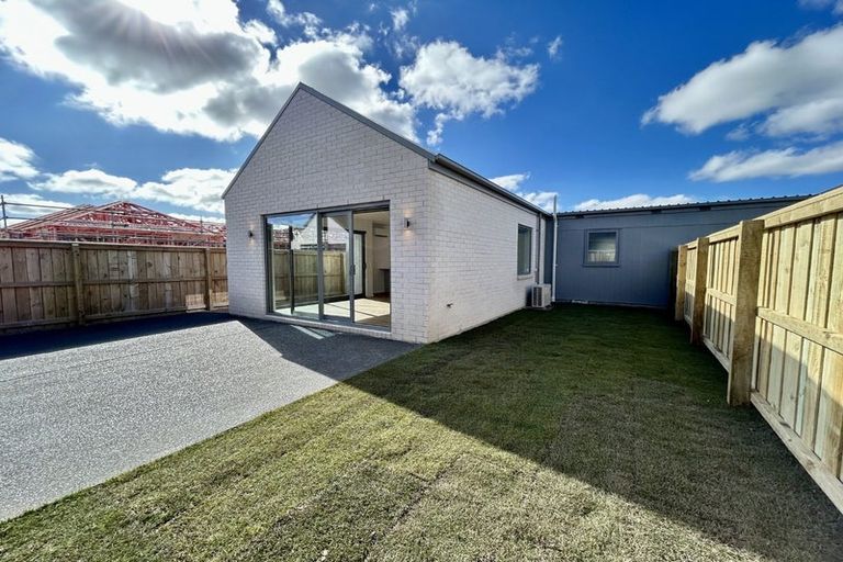 Photo of property in 8a Privet Way, Rolleston, 7614