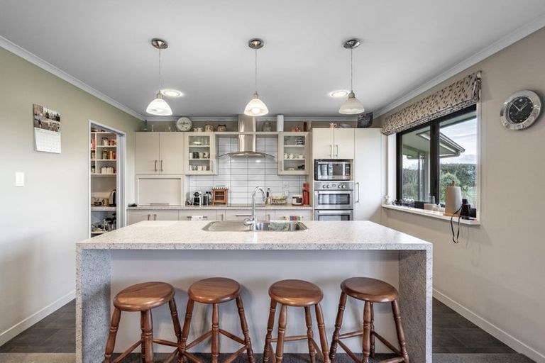 Photo of property in 12b Lady Barkly Road, Winton, 9782