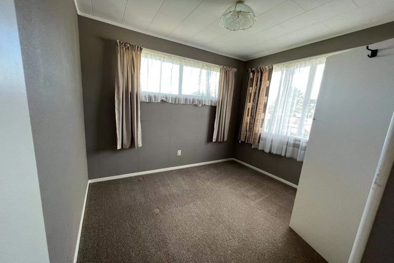 Photo of property in 24 Kivell Close, Mangere East, Auckland, 2024