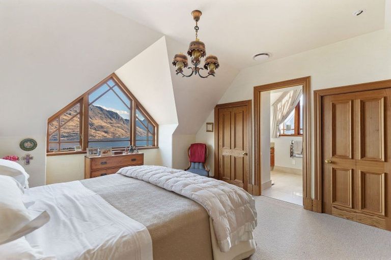 Photo of property in 50 Edinburgh Drive, Queenstown, 9300