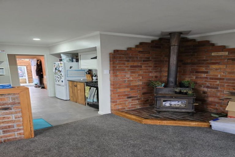 Photo of property in 22 Amberley Beach Road, Amberley, 7410