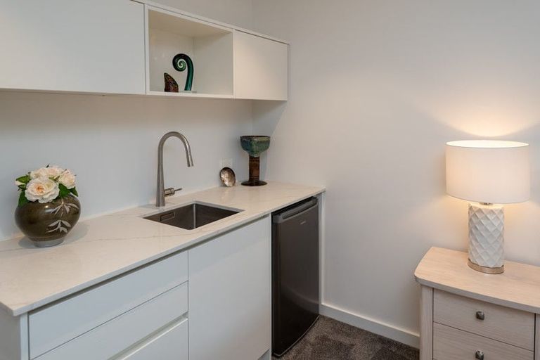 Photo of property in 67c The Parade, Bucklands Beach, Auckland, 2012