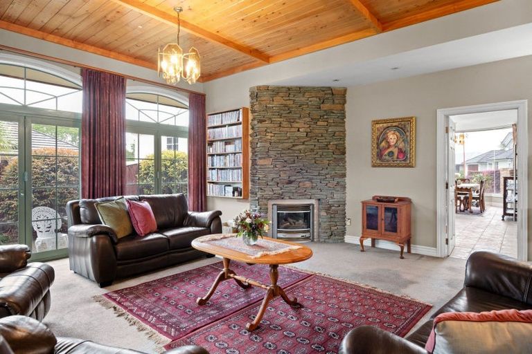 Photo of property in 17 Te Puroa Place, Huntington, Hamilton, 3210