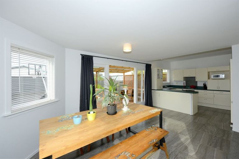 Photo of property in 38 Lindsay Street, St Albans, Christchurch, 8014