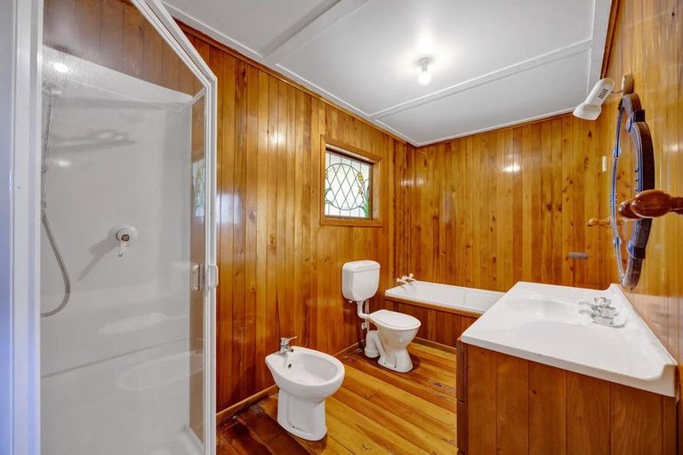 Photo of property in 52 Kawei Road, Ohawe, Hawera, 4671