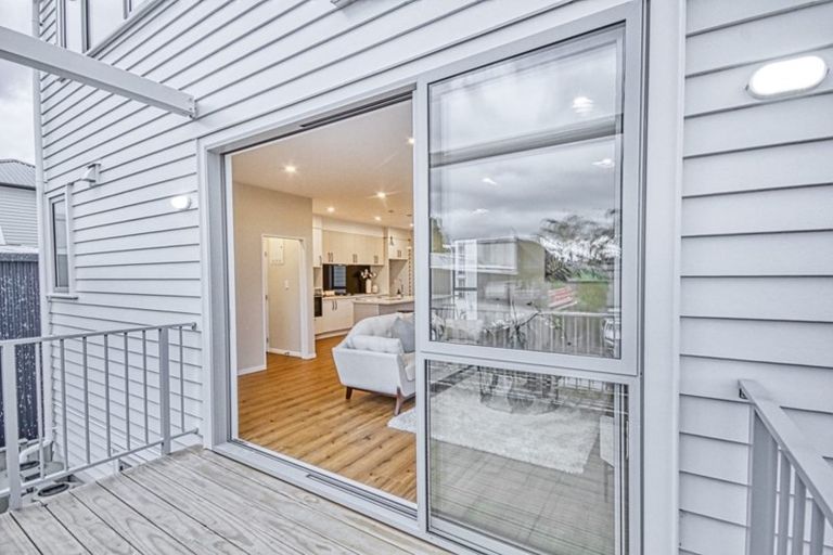Photo of property in 23 Nephrite Lane, Henderson, Auckland, 0610