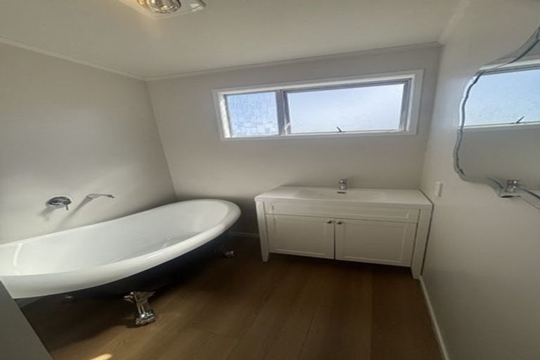 Photo of property in 65 Gills Road, Bucklands Beach, Auckland, 2014