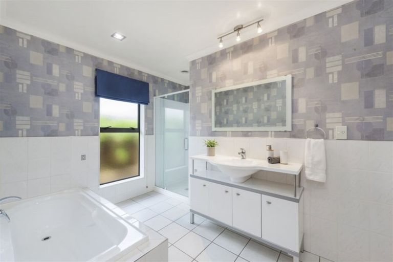 Photo of property in 5 Parkwood Place, Huntington, Hamilton, 3210