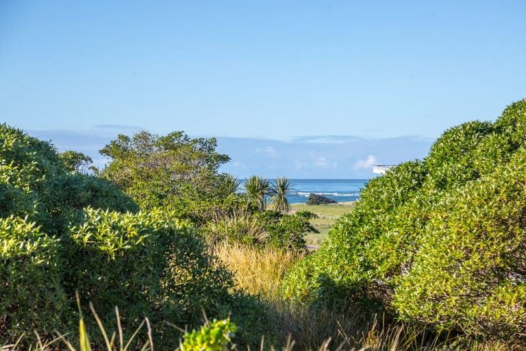 Photo of property in 13 Nunu Drive, Flat Point, Masterton, 5883