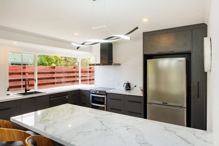 Photo of property in 10 Sandstrom Grove, Feilding, 4702