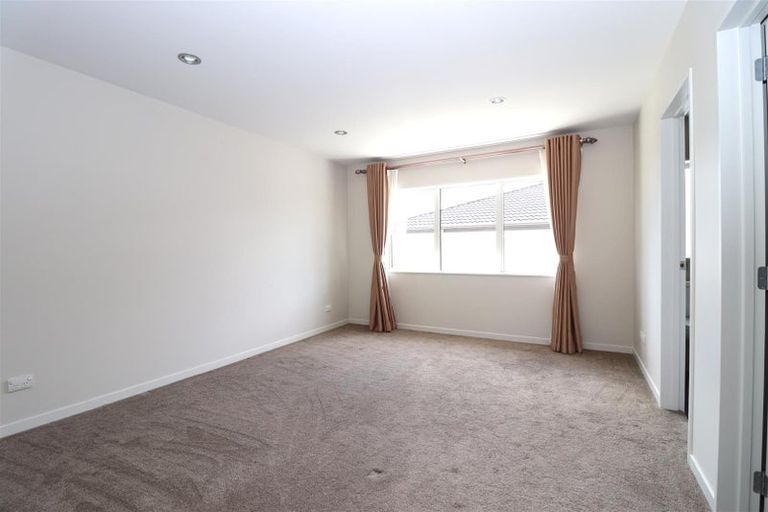 Photo of property in 10 Cahir Place, Flat Bush, Auckland, 2019