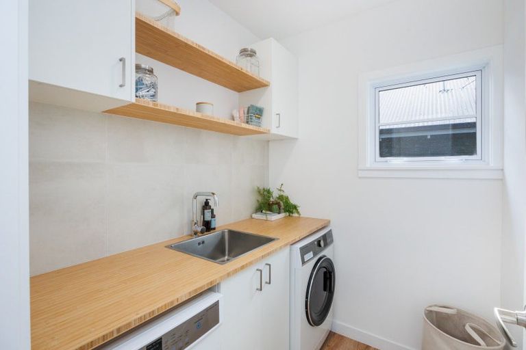 Photo of property in 265 Victoria Avenue, Hokowhitu, Palmerston North, 4410