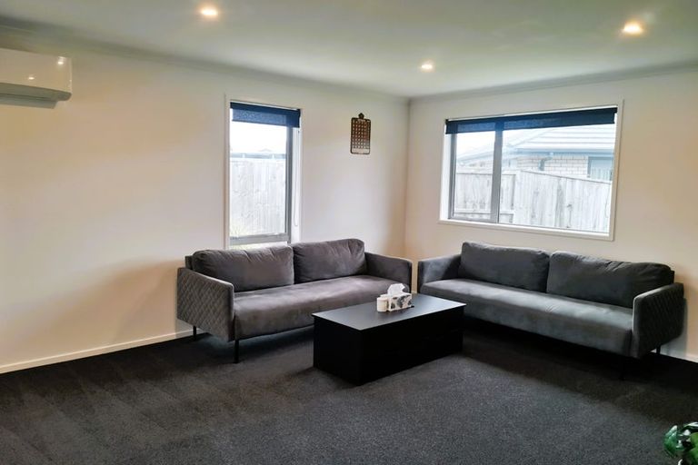 Photo of property in 12 Saint Michael Crescent, One Tree Point, 0118