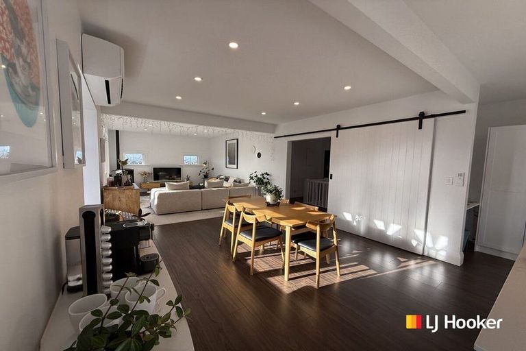 Photo of property in 104 Forbury Road, Saint Clair, Dunedin, 9012