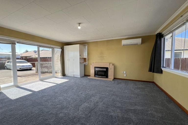 Photo of property in 172 Springs Road, Hornby, Christchurch, 8042