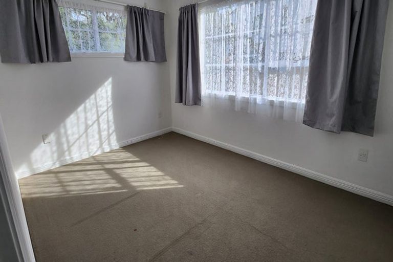 Photo of property in 38 Nui Mana Place, Te Atatu South, Auckland, 0610