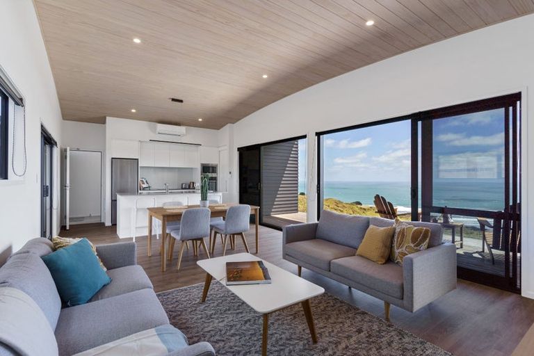 Photo of property in 685a Karioitahi Road, Lake Puketi, Waiuku, 2683