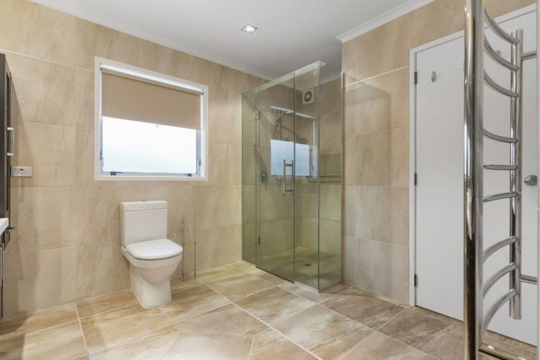 Photo of property in 9 Argo Drive, Half Moon Bay, Auckland, 2012