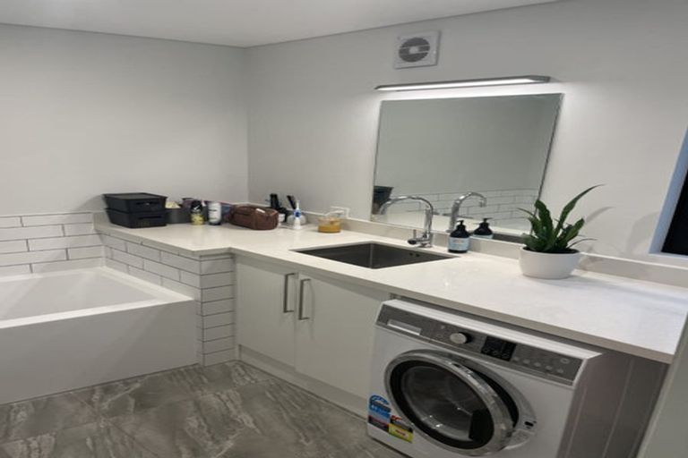 Photo of property in 13 Nugget Avenue, Hobsonville, Auckland, 0616