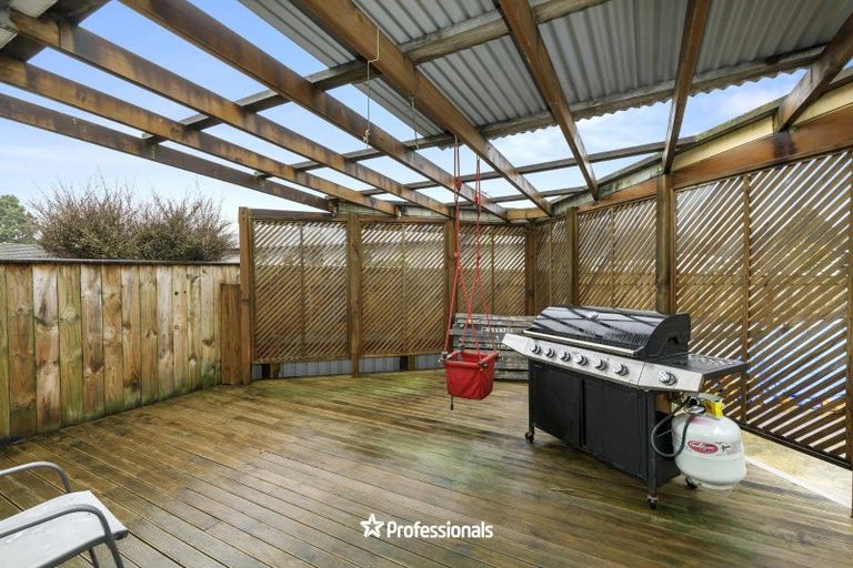 Photo of property in 42 Mountbatten Grove, Clouston Park, Upper Hutt, 5018