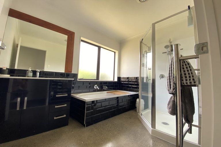 Photo of property in 5b Armitage Place, Tuakau, 2121