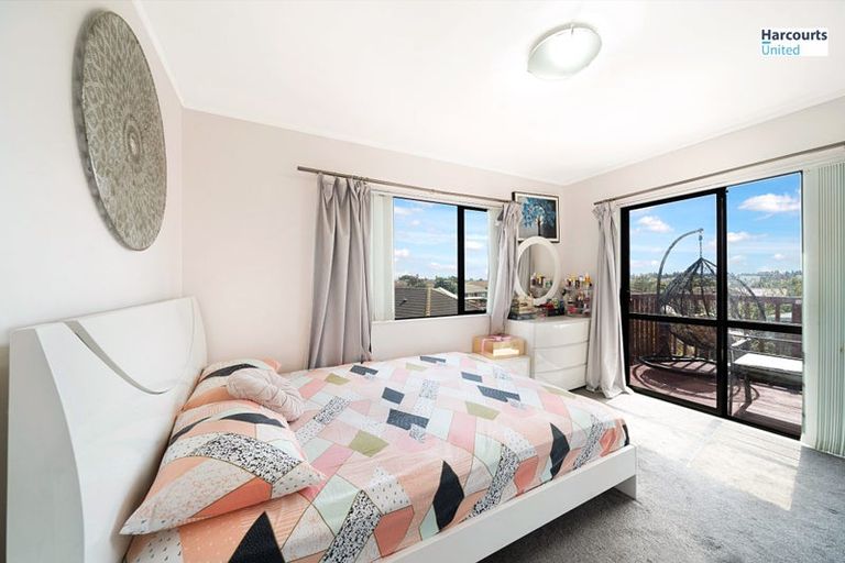Photo of property in 98 Chapel Road, Flat Bush, Auckland, 2019