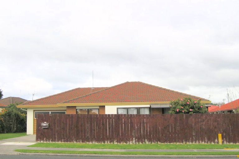 Photo of property in 84b Gloucester Road, Mount Maunganui, 3116