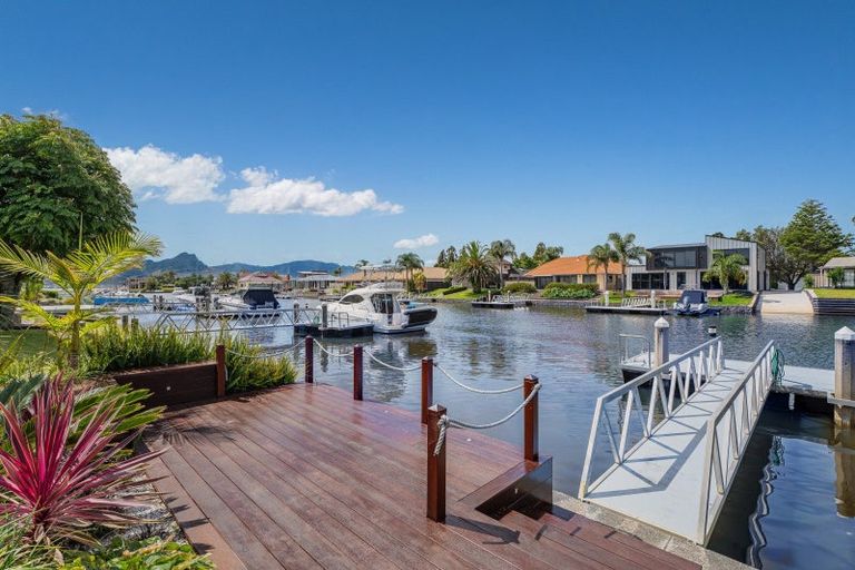 Photo of property in 124 Motu Grande, Pauanui, Hikuai, 3579