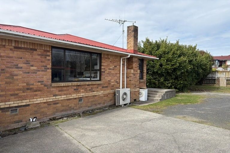 Photo of property in 1 Greta Street, Glenview, Hamilton, 3206