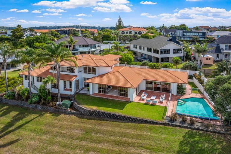 Photo of property in 4 Belle-mer Place, Gulf Harbour, Whangaparaoa, 0930