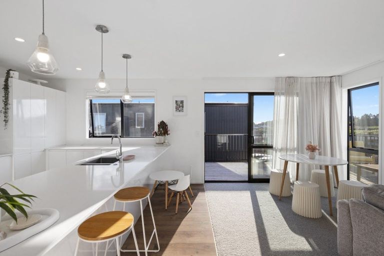 Photo of property in 3 Paddock Lane, Pukekohe, 2120