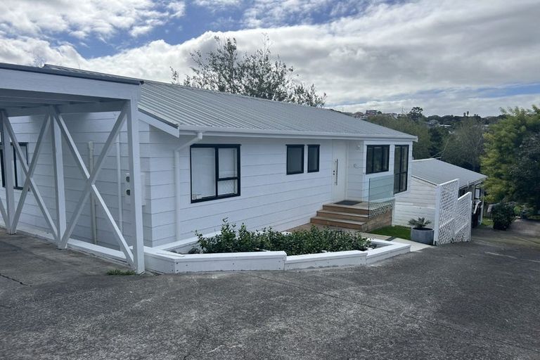Photo of property in 1/54 Trias Road, Totara Vale, Auckland, 0629