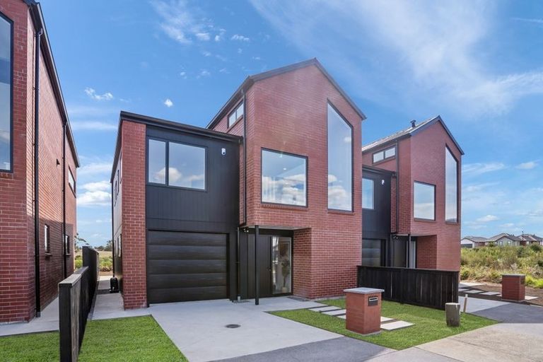 Photo of property in 62 Fort Lincoln Loop, Karaka, Papakura, 2113