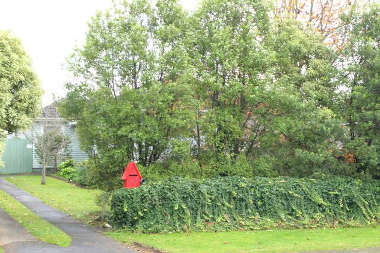 Photo of property in 57 Wedgwood Avenue, Mangere East, Auckland, 2024