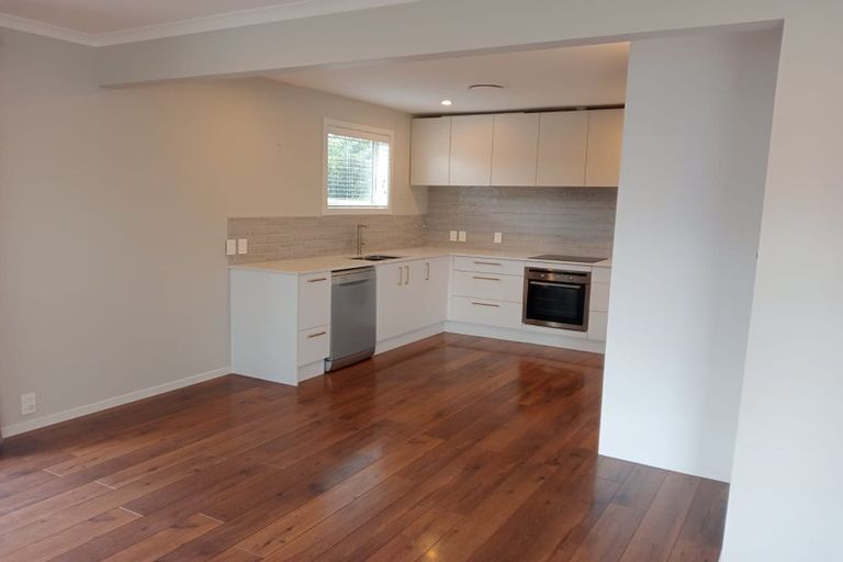 Photo of property in 2/6 Timbertop Lane, Saint Martins, Christchurch, 8022